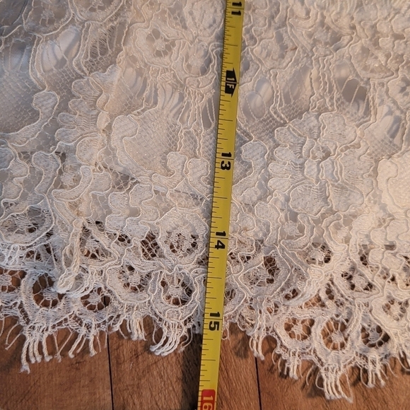 The Kooples Cream Lace Front Fold Mini Skirt Size 6 - Picture 9 of 11